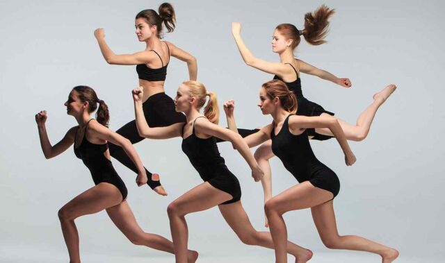 https://englisshe.com/wp-content/uploads/2019/04/inner_image_dance_08-640x379.jpg